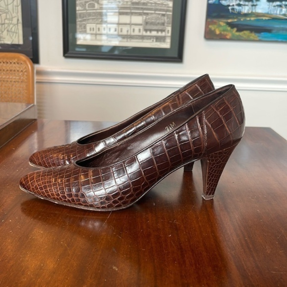 🍴 Calvin Klein brown leather croc embossed vintage pointed toe pumps